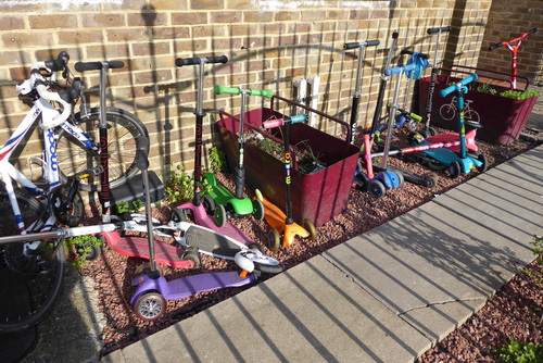 Kids' scooters-001.JPG